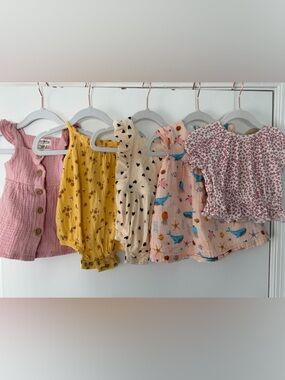 Baby girl bundle outfit sets size 3-6 months